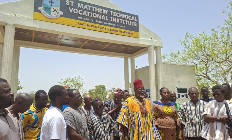 The Navro-Pio during a tour of St Mathew Technical Vocational Institute at Paga-Bayono