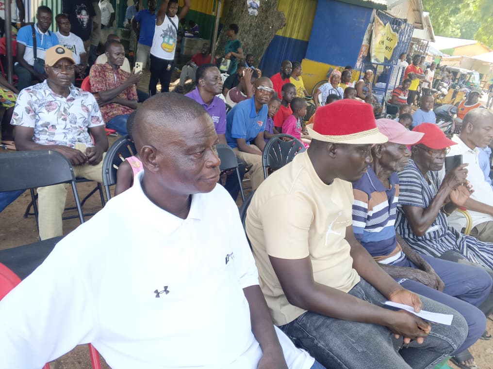 A cross section of residents during the commissioning.